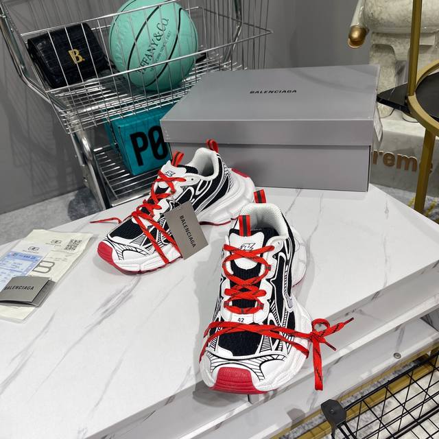 性价比版本出厂： BALENCIAGA 3XL Sneakers 巴黎世家十代网布系带低帮走秀复古老爹鞋 网布材料和聚氨酯 磨损效果 鞋头边缘和后帮 Balen