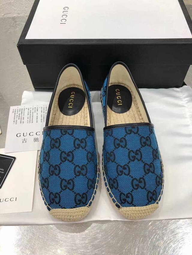 GUCCI 最新颜色渔夫鞋，原版1:1 开模橡胶注塑一体麻底，平底休闲，而且很好搭配 上脚超舒服，面料：进口特殊材料，内里 垫脚羊皮。码数：35一40 41可订