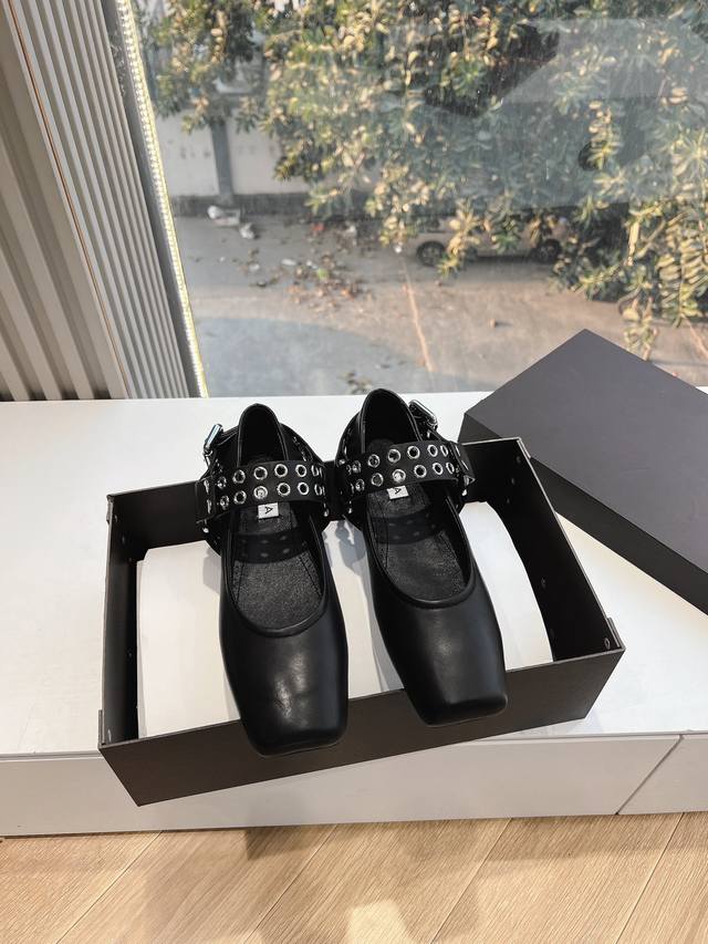 所见即所得G002代购级别原版购入法国一线奢侈品牌ALAIA 阿莱亚鱼网穆勒鞋芭蕾单鞋2025SS法式仙女芭蕾舞平底跳舞鞋，Azzedine Alaia 女士