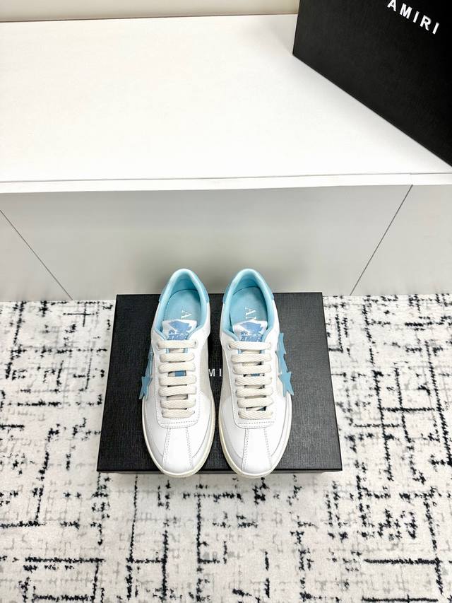 Amiri 男款10推出全新 The Pacific 系列运动鞋Amiri 于 2025 早春系列推出全新 “The Pacific” 系列运动鞋。这款标志性鞋