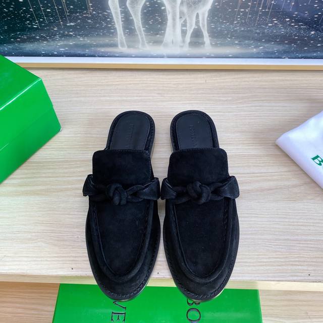 出厂 BOTTEGA VENET* 真皮 真皮结绳配饰 男女款 Astaire乐福拖鞋 黑色羊反绒皮 老钱风 乐福拖鞋 原版一比一做法 一致五金 当今流行的又一