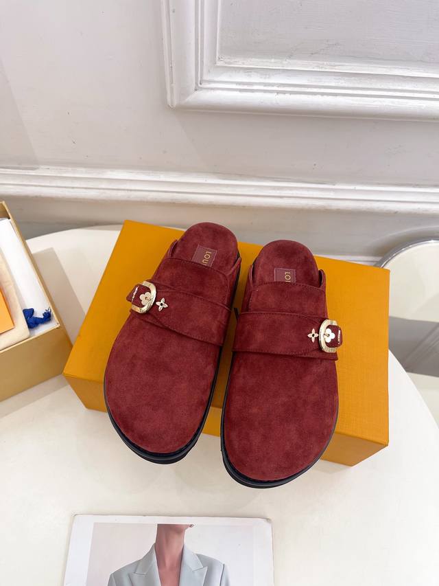 LV 路易威登 25 2025 早春新款 顶级版本专柜主打最新款LV COSY COMFORT金属扣面包穆勒拖鞋硬货上新BS代购级别！高级感十足！国内外博主刷爆