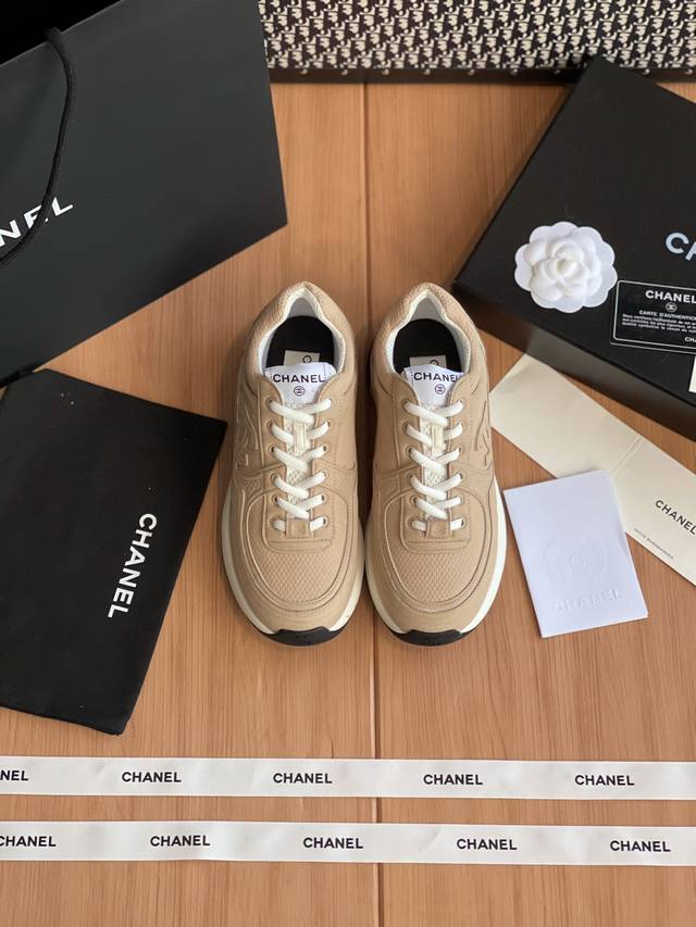 CHANEL香奈儿整双鞋子采购Zp开发打造，全部定制材料，独家开模大底，细节全部对版出货，连包装也做到跟正品一样。码数:35-40
