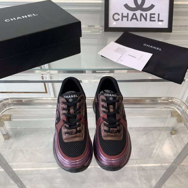 Chanel新款运动鞋 顶级版本 购入原版一比一开发 专柜断货王 各大博主人手必备款 经典超百搭 原版开模皮料空压工艺 原版开模多层组合大底 Size：35-4
