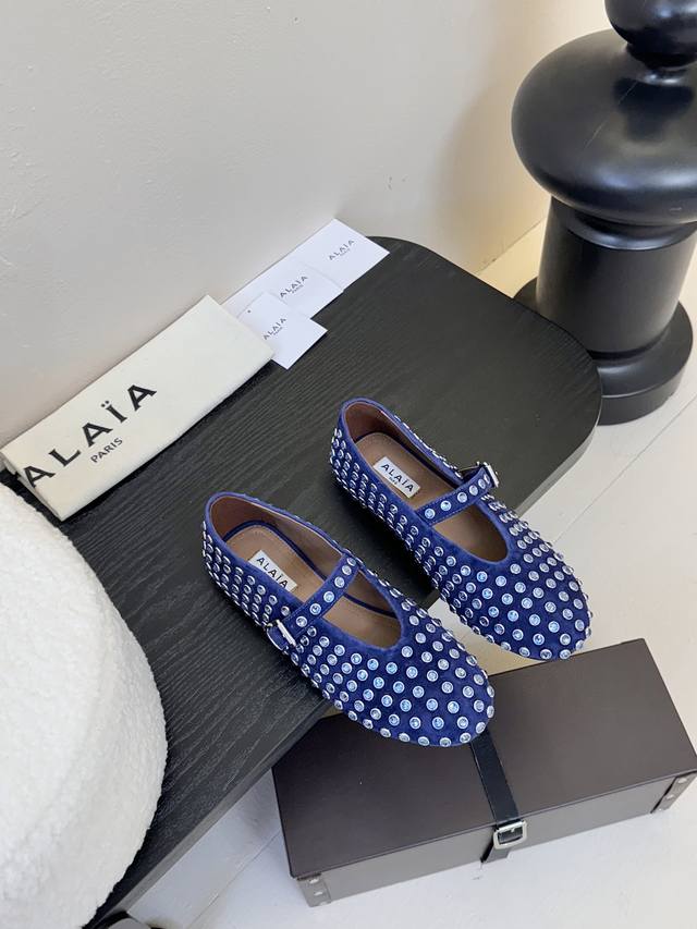ALAIA 25ss 春夏 芭蕾舞鞋 法国高端一线高定品牌 AzzedineAlaia:时尚界最后的手艺人只忠于展现女性身体曲线的裁剪之王 始创于1979年的品