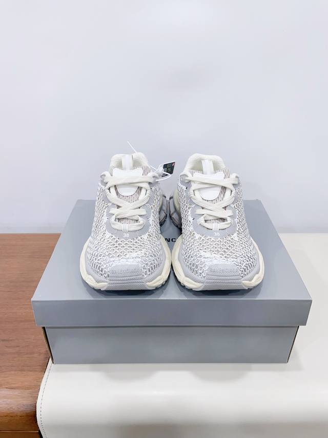 Balenciag*巴黎世家 最新钻钻3XL Sneake*系列 情侣款 运动鞋原版RMB购入开发 做货 Balenciag* 3XL Sneaker 整体鞋型