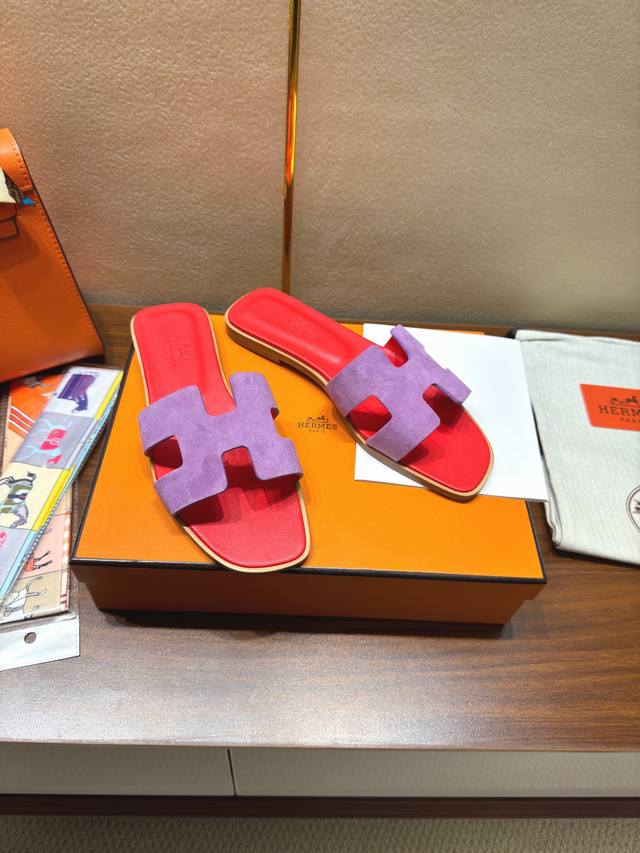 Hermes 爱马仕H拖平纹系列！鳄鱼纹 蛇纹牛皮上脚颜值超高！原版鞋1:1制作，顶级版本，上脚非常舒服大方，大牌名明最爱的奢侈品高档华丽的完美结合一体,为你展