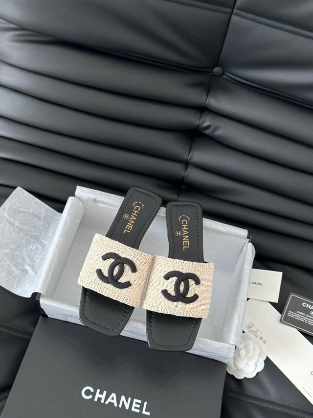 Chanel 25C春夏新款拖鞋全系列首发 专柜有的我都有！高版本高品质鞋面编织布 内里羊皮 真皮大底Size:35-39 其他码数定