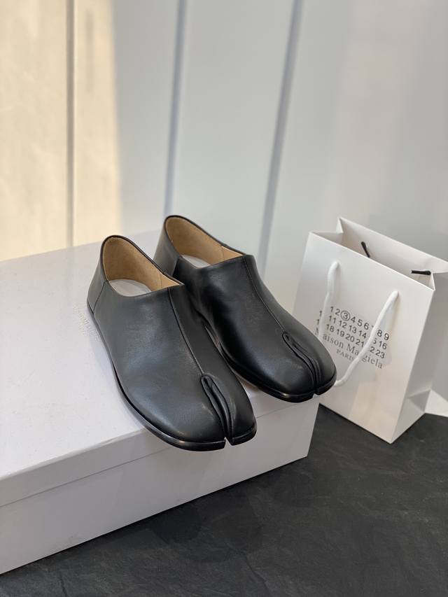 高定品质！Maison Margiela MM6分趾鞋 Tabi 意产植鞣羊皮！欢迎对比 真正的原版大底！情侣码数Size:35-40