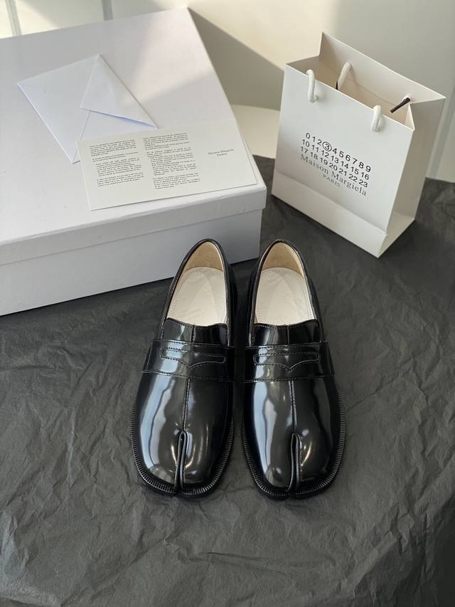 女款 男款定做不退换 白色开边珠定做不退换高定品质！Maison Margiela MM6分趾鞋 Tabi 意产植鞣羊皮！欢迎对比 真正的原版大底！情侣码数Si