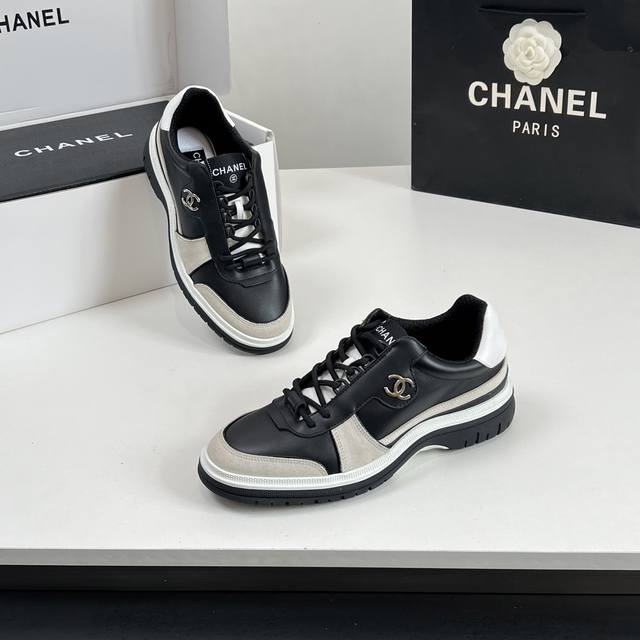 独家顶级版本 顶级品质！海外版！香奈儿 CHANEL 25ss黑白熊猫系列运动鞋 各大博主社交日推款认准我家细节实拍这季新款简直闭眼入，上脚狂好看，率性的休闲运
