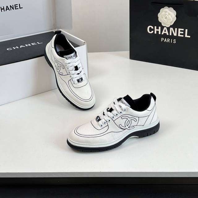 独家顶级版本 顶级品质！海外版！香奈儿 CHANEL 25ss黑白熊猫系列运动鞋 各大博主社交日推款认准我家细节实拍这季新款简直闭眼入，上脚狂好看，率性的休闲运