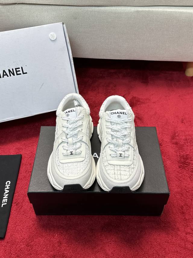 Chanel香奈儿老爹鞋-2025专柜顶级休闲款运动鞋这款经典设计；鞋面多种工艺电绣的风格；大底却时尚运动；不平凡的拥入了多种配色元素 多元化混搭非常好看百搭，