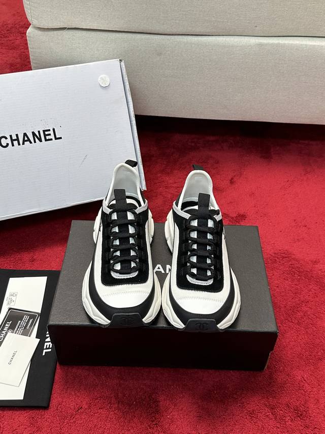 Chanel香奈儿老爹鞋-2025专柜顶级休闲款运动鞋这款经典设计；鞋面多种工艺电绣的风格；大底却时尚运动；不平凡的拥入了多种配色元素 多元化混搭非常好看百搭，