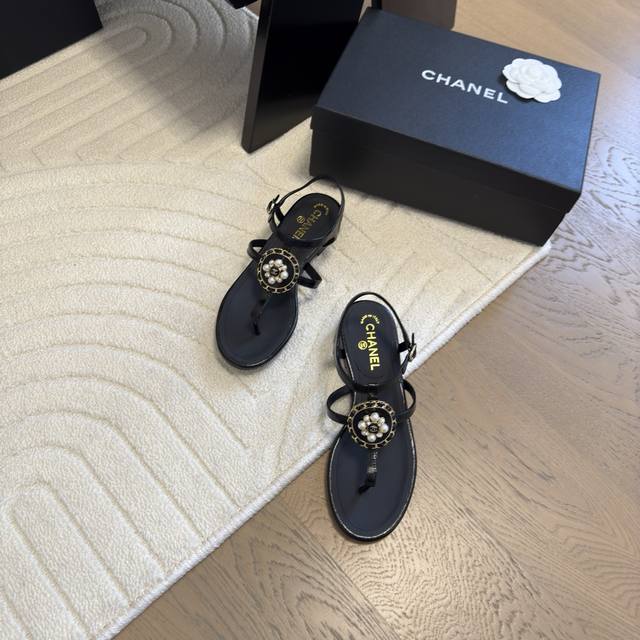 Chanel 25C经典一字带凉鞋新编织面料编织鞋面 内里羊皮 原版大底Size:35-39 其他码数定做