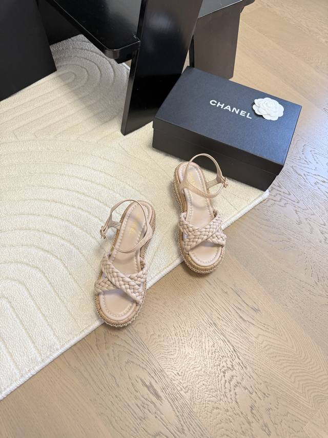 Chanel 25C双C编织链条凉鞋新编织面料编织鞋面 内里羊皮 原版大底Size:35-39 其他码数定做