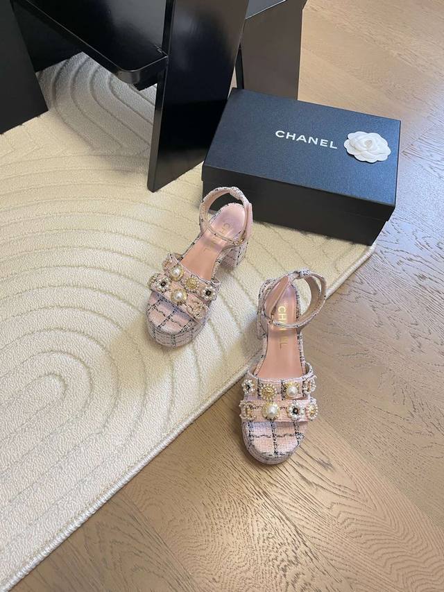 Chanel 25C高级手工坊系列新款抢先发售今年春夏必爆单品 原版开发私模五金 原版大底 鞋面牛皮 妮布 内里羊皮Size:35-39 其他码数定
