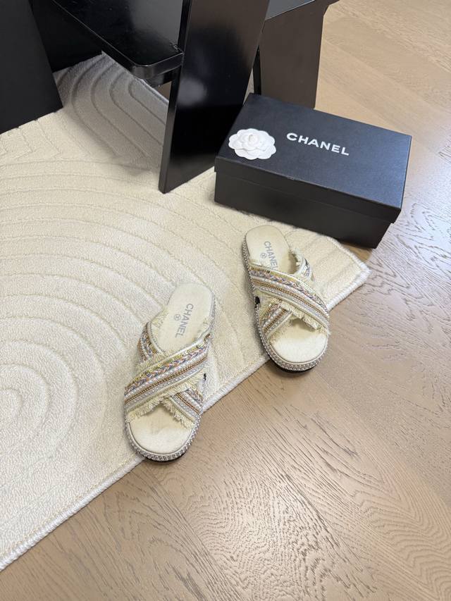 Chanel 25C春夏拖鞋全系列全系列首发 专柜有的我都有高版本高品质鞋面牛皮 原版面料 内里羊皮 原版大底Size:35-39 其他码数定