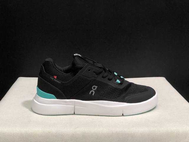 顶级版本On昂跑 The Roger spin 2 织物 舒适百搭 减震透气轻便 低帮 生活休闲鞋。黑绿瑞士高性能运动品牌on打造的此系列作品，鞋面由再生聚酯纤