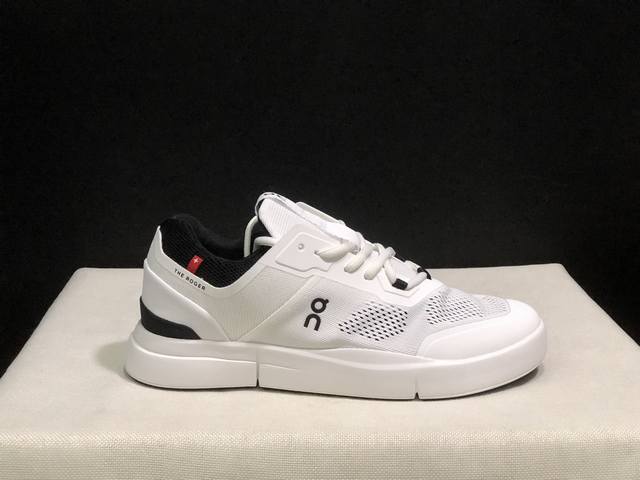 顶级版本On昂跑 The Roger spin 2 织物 舒适百搭 减震透气轻便 低帮 生活休闲鞋。白天蓝瑞士高性能运动品牌on打造的此系列作品，鞋面由再生聚酯