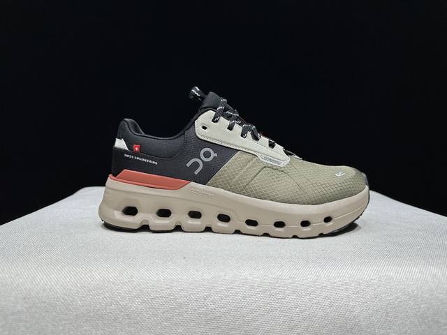 顶级版本On昂跑 Cloudrunner 2 织物 舒适百搭 减震透气轻便 低帮 生活休闲鞋。瑞士高性能运动品牌on打造的此系列作品，鞋面由再生聚酯纤维和网眼布