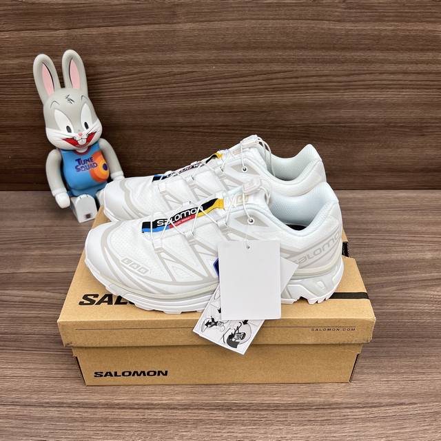 顶级版本SALOMON萨洛蒙 XT-6 户外运动 网布织物合成革耐磨 低帮跑步鞋 男女同款 冰川白。货号: 412529包装:全套得物配件加固飞机盒包装！码数: