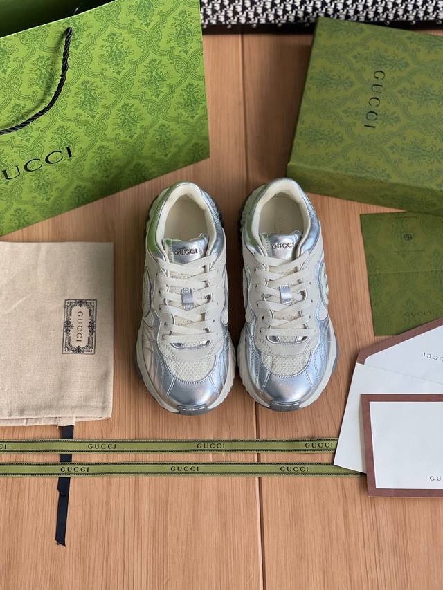Gucci Ripple整双鞋子采购Zp开发打造，全部定制材料，独家开模大底，细节全部对版出货，连包装也做到跟正品一样。码数:女：35-40 男39-44