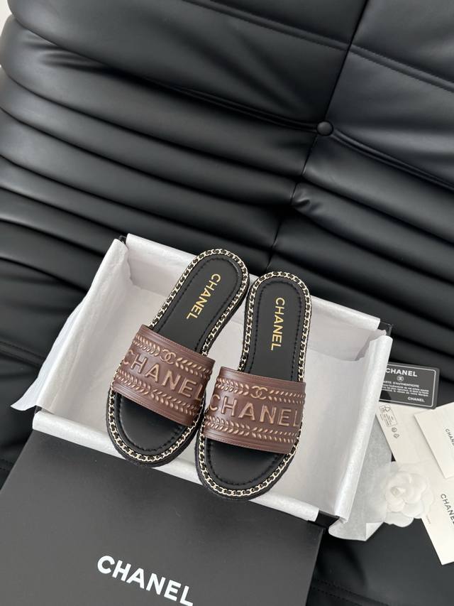 Chanel 25C春夏新款全系列链条拖鞋全系列首发 专柜有的我都有！高版本高品质鞋面牛皮 原版面料 内里羊皮 原版大底Size:35-39 其他码数定