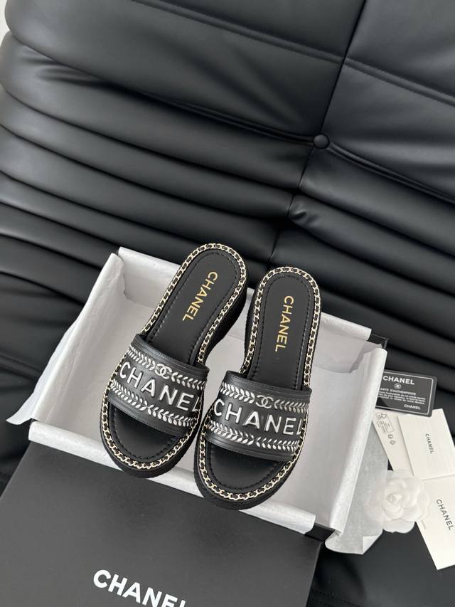 Chanel 25C春夏新款全系列链条拖鞋全系列首发 专柜有的我都有！高版本高品质鞋面牛皮 原版面料 内里羊皮 原版大底Size:35-39 其他码数定