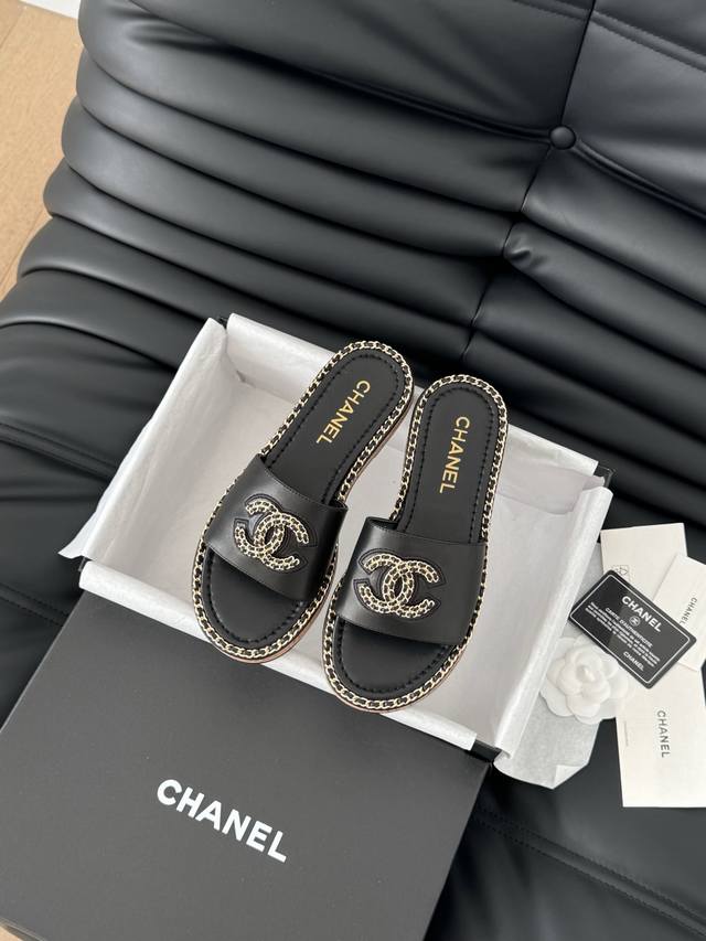Chanel 25C春夏新款全系列链条拖鞋全系列首发 专柜有的我都有！高版本高品质鞋面牛皮 原版面料 内里羊皮 原版大底Size:35-39 其他码数定
