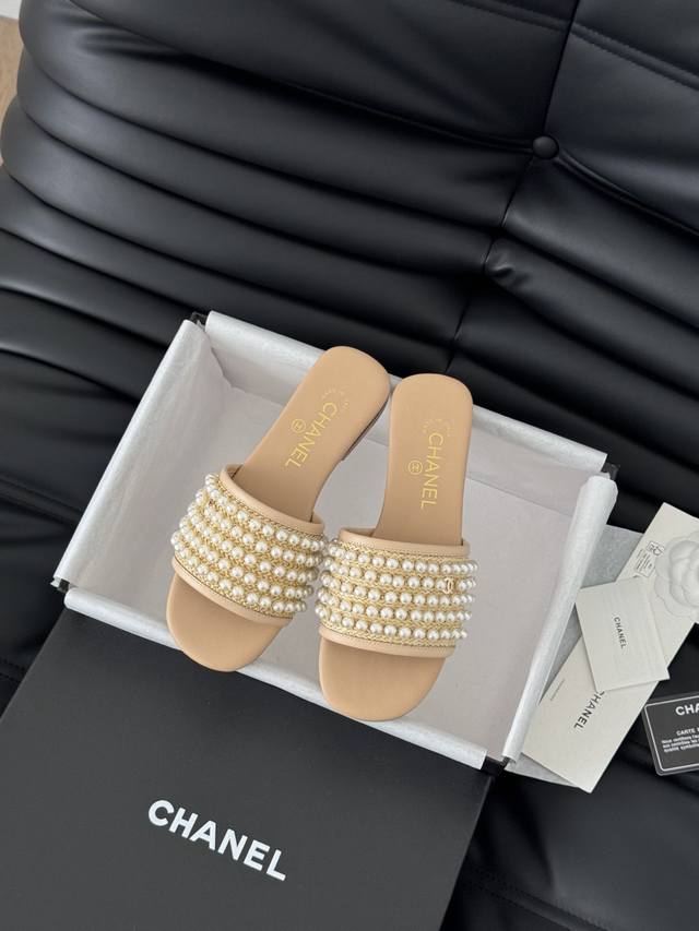 Chanel 25K高级手工坊珍珠系列拖鞋一如既往的高版本 经典系列鞋面羊皮 内里羊皮 真皮大底Size:35-39 其他码数定