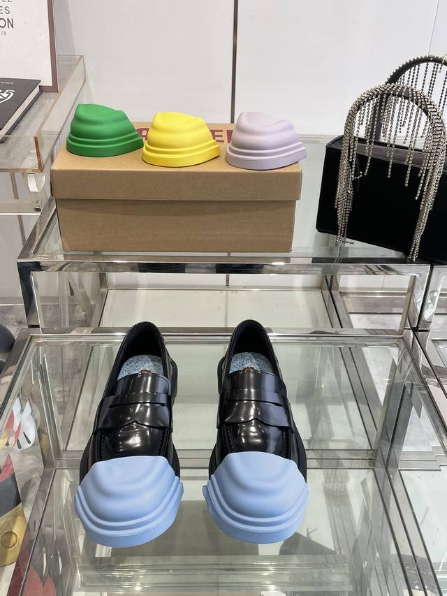 配一对鞋盖 另外20一对 Camper 西班牙潮牌25ss春夏新款 情侣款圆头乐福鞋原版一比一打造，原版开模可拆卸式胶头，撞色工艺，德比鞋超级火Camper 德