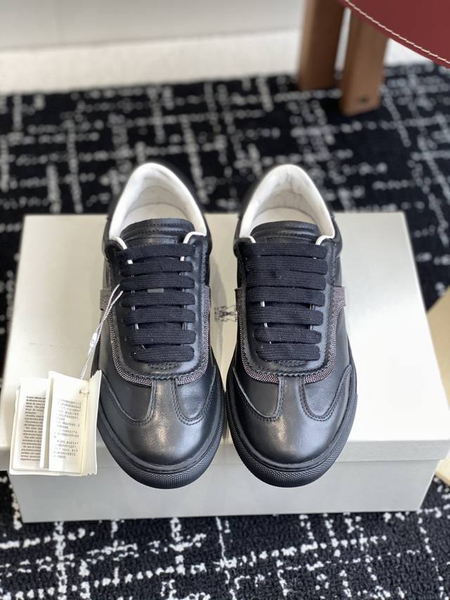 代购级 Brunello Cucinelli 25ss最新 Bc 系带 德训鞋 休闲鞋 鞋面进口麂皮 进口牛皮 内里进口羊毛 羊皮里 0.5mm圆形冲孔设计 透