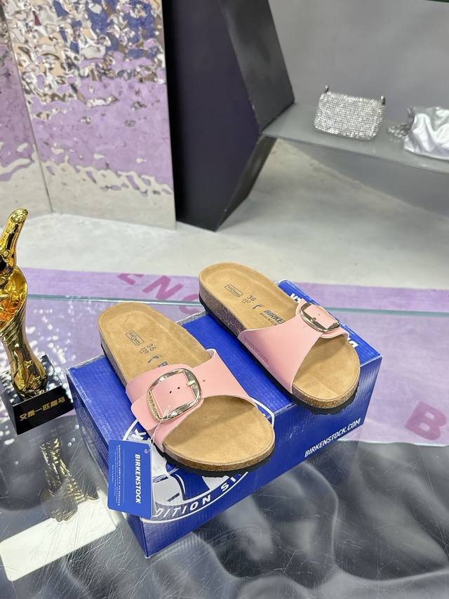 工厂价： Birkenstock London 勃肯 升级全软木颗粒脚床 轻松拿捏松弛感的秘籍 勃肯鞋舒适自在四季可穿风格百搭高级中性风“丑萌丑萌”博肯全鞋 皮