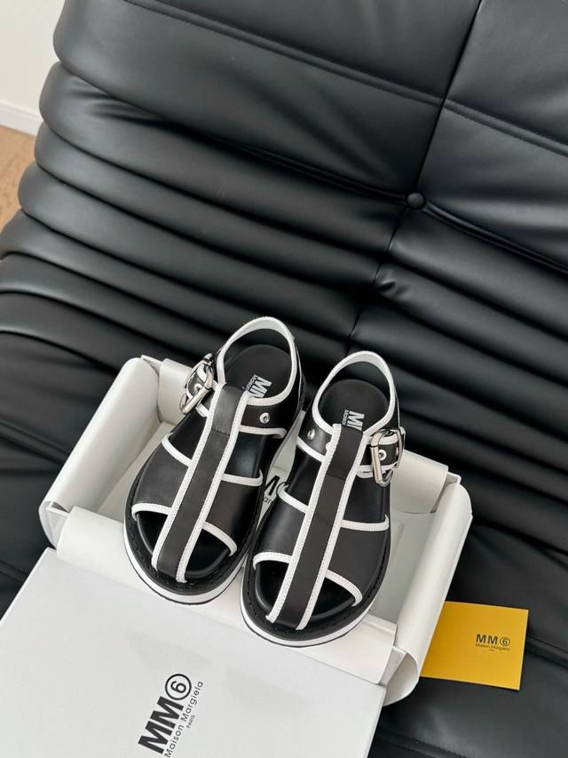 绒 皮 高定品质！Maison Margiela MM6分趾鞋 Tabi 意产植鞣羊皮！欢迎对比 真正的原版大底！Size:35-39 其它码数定