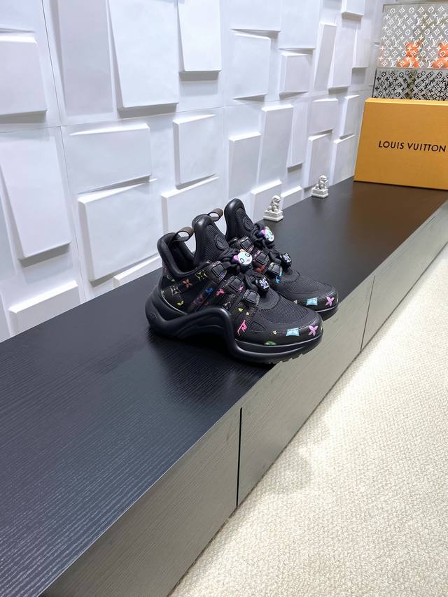 顶级版本： Louis Vuitton 村上隆联名款 LV驴牌L家Archlight经典 老爹鞋 DIY装饰 动物图案 拱桥 运动鞋 太空鞋原版购入开发 做货