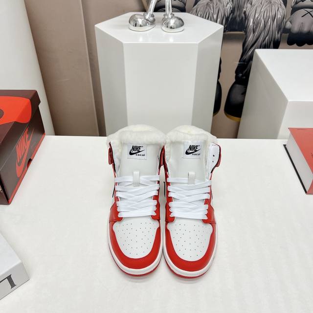 出厂:毛鞋 独家顶级版本 Air Jordan耐克联名23vs秋冬季最新王炸爆款系列 情侣彩色拼毛休闲鞋 唯独一款牛皮拼接纯羊毛的高帮鞋，耐克乔一情侣毛鞋让鞋迷