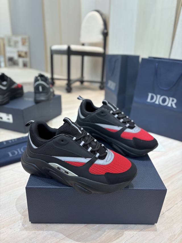 出厂价： 顶级版本 Dior 迪奥 经典款 B22系列 网面 休闲 运动鞋 老爹鞋原版购入开发 做货 国外超火的D家 运动 老爹鞋 市场最高品质 原版爆拆 完美
