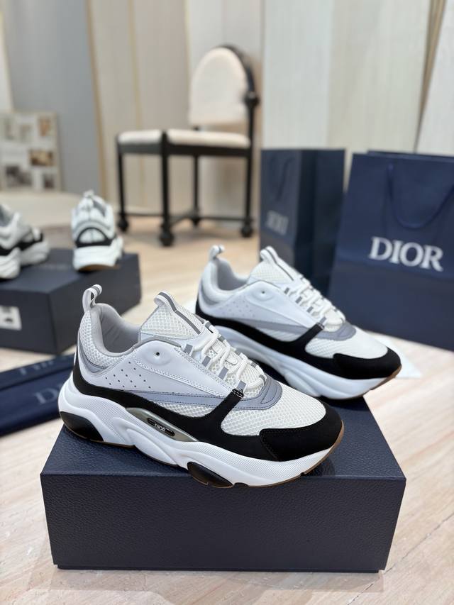 出厂价： 顶级版本 Dior 迪奥 经典款 B22系列 网面 休闲 运动鞋 老爹鞋原版购入开发 做货 国外超火的D家 运动 老爹鞋 市场最高品质 原版爆拆 完美