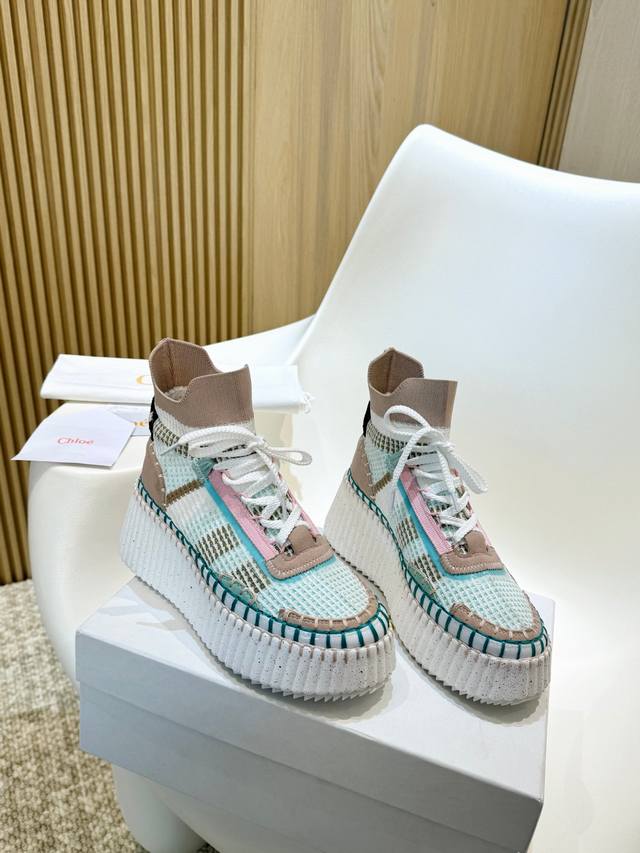 2055春夏chloe 克洛伊,高帮,Nama sneaker彩虹系列运动鞋、容祖儿和孙怡宋茜明星同款、原材料是可再生物料制作、全手工缝马克线、肉眼可见皆是手工