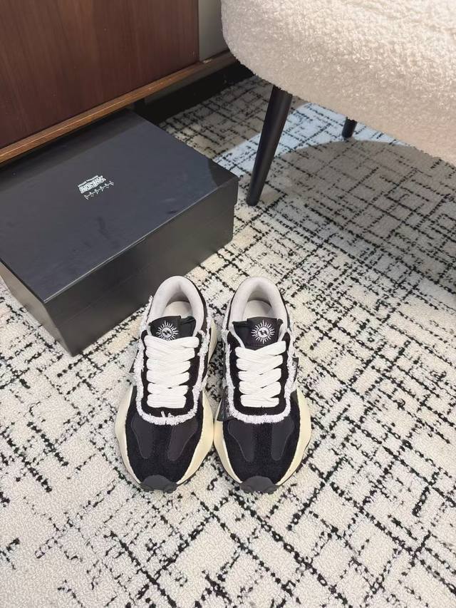 代购级 男款15HEYDAY x VESSEL联名新款 24ss 秋冬新款 情侣款 休闲鞋 大波浪”的造型，复古与时尚并存中底采用 EVA轻量化材质，提供缓冲减