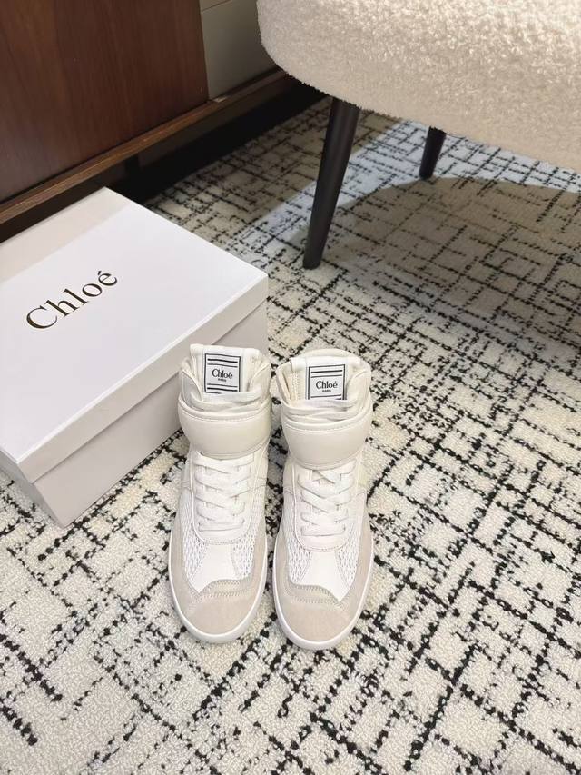代购级网皮 全皮 Chloe 克洛伊 蔻依 24ss 秋冬季新款 德训鞋 原版鞋底，全手工穿线，所有的位置刚刚好 ，网红爆款，顶级休闲度假系列 大咖网红一致追求