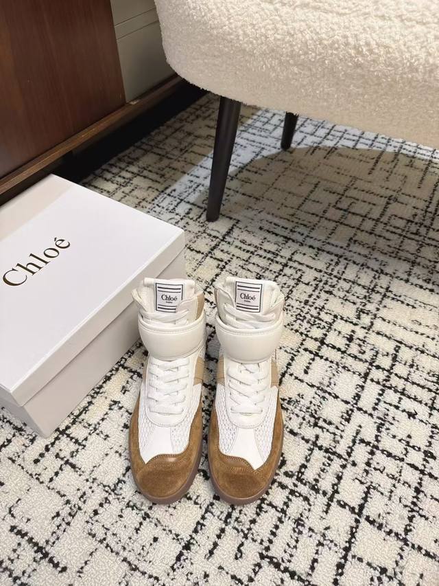 代购级网皮 全皮 Chloe 克洛伊 蔻依 24ss 秋冬季新款 德训鞋 原版鞋底，全手工穿线，所有的位置刚刚好 ，网红爆款，顶级休闲度假系列 大咖网红一致追求