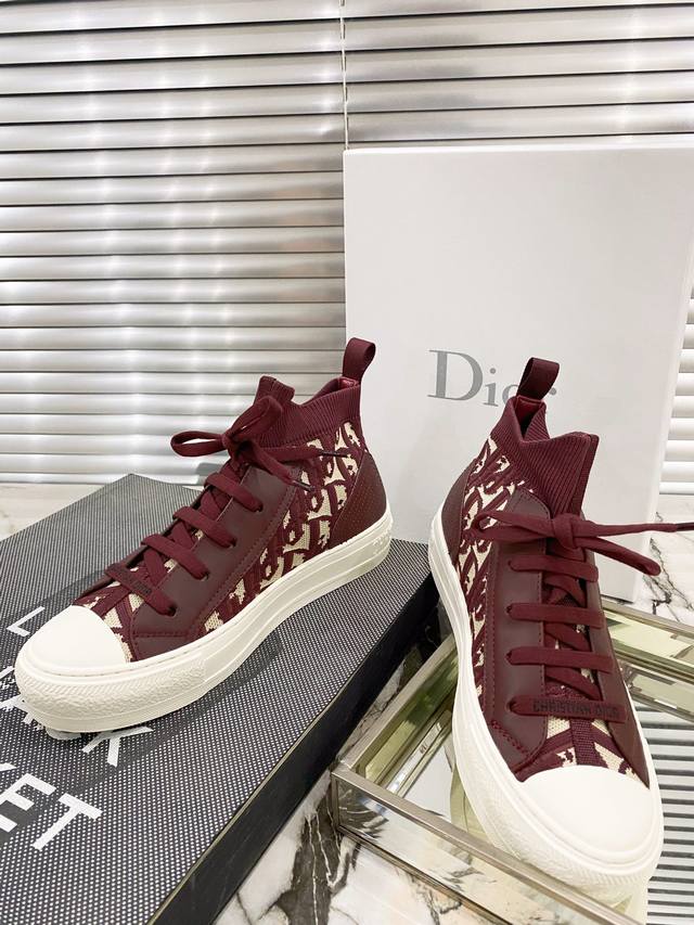 出厂： 高邦20 19ss DIO* OBLIQUE 穿孔科技针织高筒运动鞋市面上唯一对版高端品质 原版拆解开发，每个细节都不放过，真正意义上的原版复刻，鞋面1