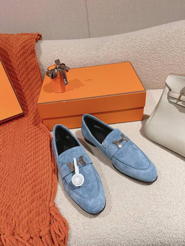 出厂价 Hermes 爱马仕 经典Paris 乐福鞋 H家经典代表作 时尚又百搭 超级舒服 每个细节都做到极致 原版套楦 独家私模H扣纯钢五金 原版私模真皮注塑