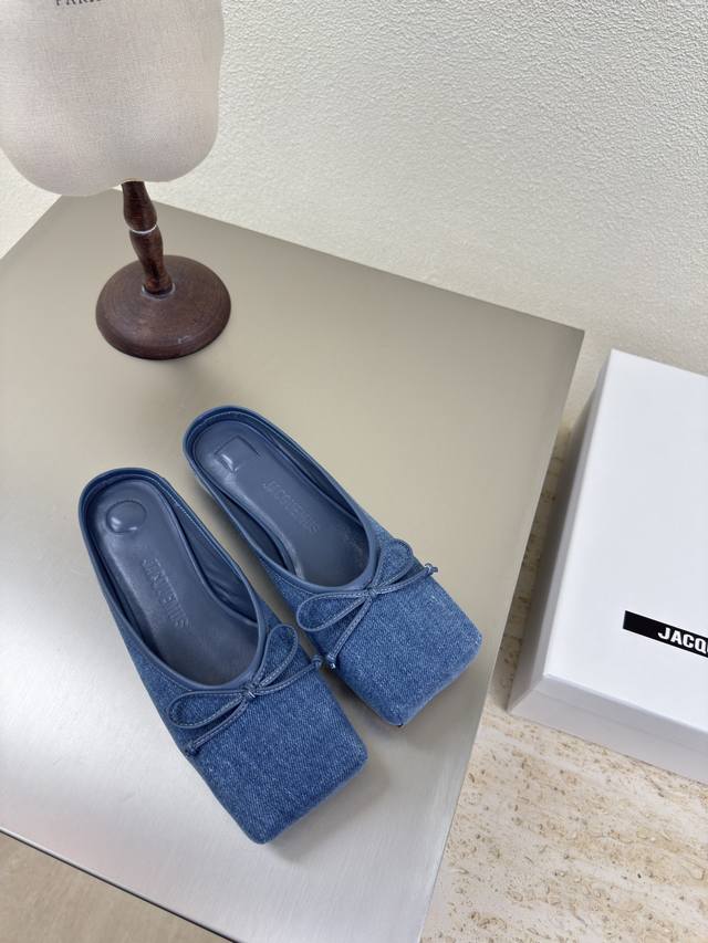 Jacquemus25ss方头蝴蝶结单鞋拖鞋 牛仔蓝个性突出 鲜明格调 面料 小牛皮内里 小羊皮大底 意大利真皮大底码数 35 36 37 38 39 40 4