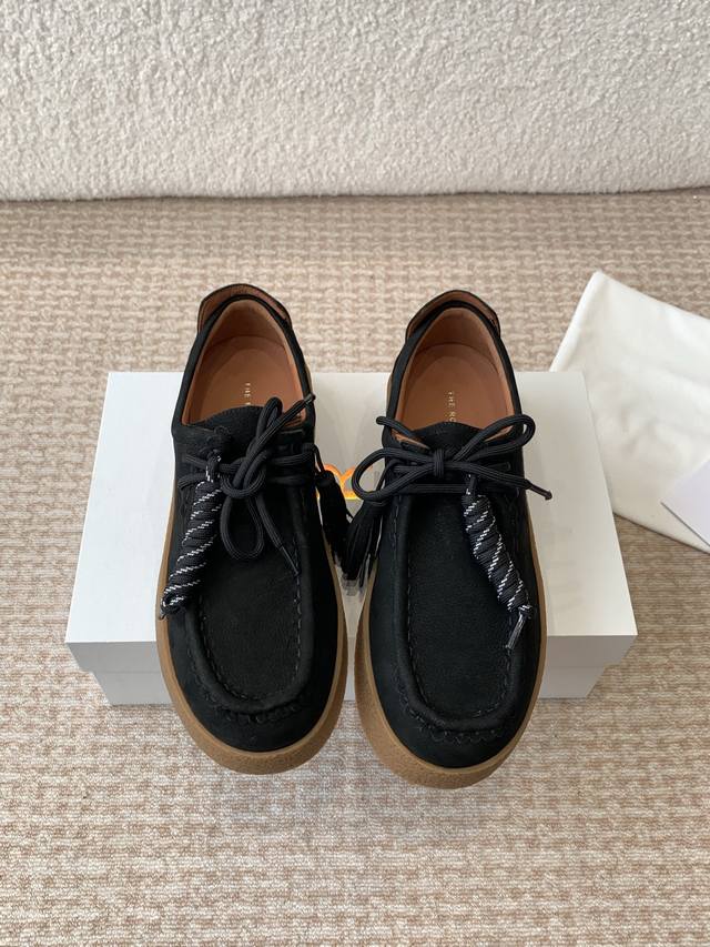 菀产THE ROW系带 25ss 春夏新款 乐福鞋 高级感的正确打开方式！简洁又时髦 做工精细 真的一定要入手 真的很绝 越是看似简单的款越考验做工 版型之最！