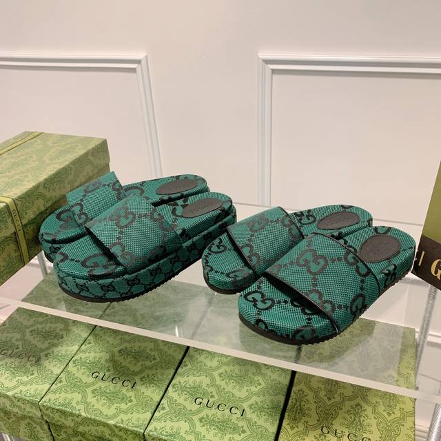 橙子出厂价 ，厚底 GUCCI 古驰春夏新款 大GG防水台厚底拖鞋 凉拖 情侣款码数：35-46