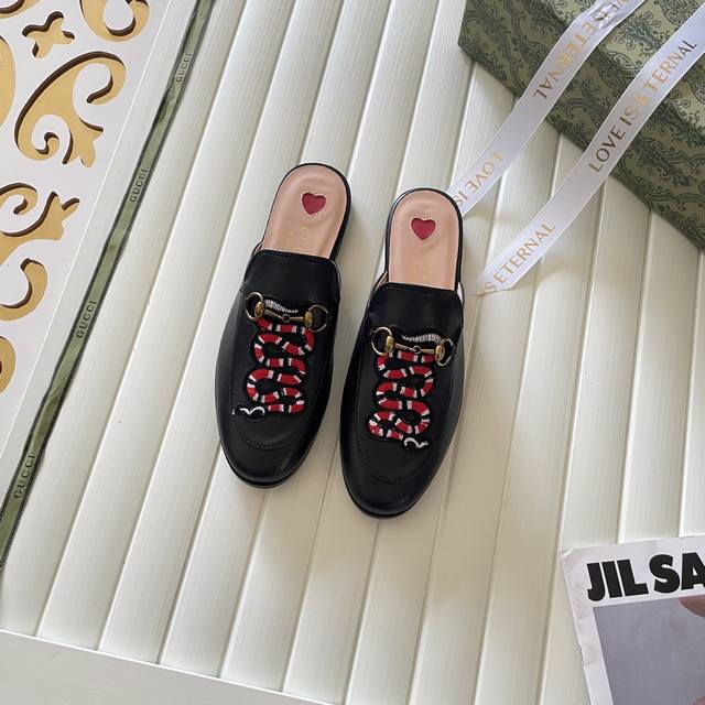 橙子出厂价 GUCCI 古驰春夏新款 经典马衔扣包头半拖 穆勒鞋 平底鞋码数：35-43
