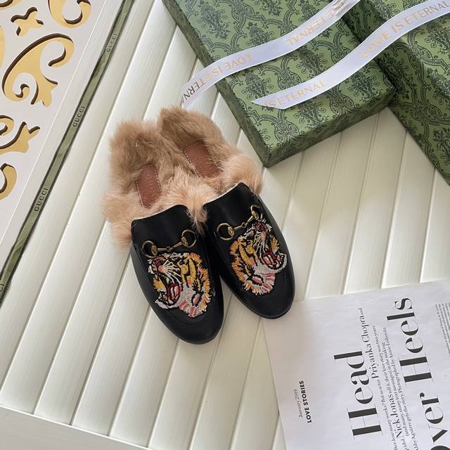出厂： GUCCI 古驰2025顶级专柜 新款限定官网上新 独家首发 GUCCI 古驰 25SS 经典全系半拖 单鞋 一脚蹬 毛半拖 Gucci半拖 Gucci